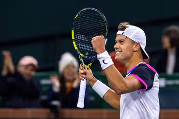 Person, Racket, Sport