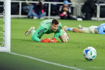 Clothing, Glove, Ball