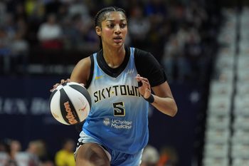 Jun 15, 2025; Uncasville, Connecticut, USA; Chicago Sky forward Angel Reese (5) returns the ball against the Connecticut Sun in the first half at Mohegan Sun Arena. Mandatory Credit: David Butler II-Imagn Images