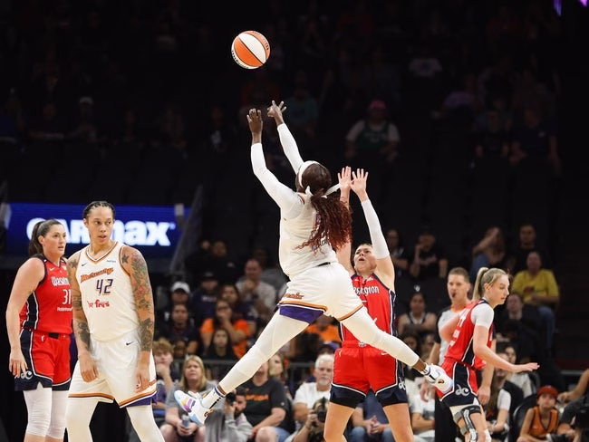 Basketball, Person, Playing Basketball
