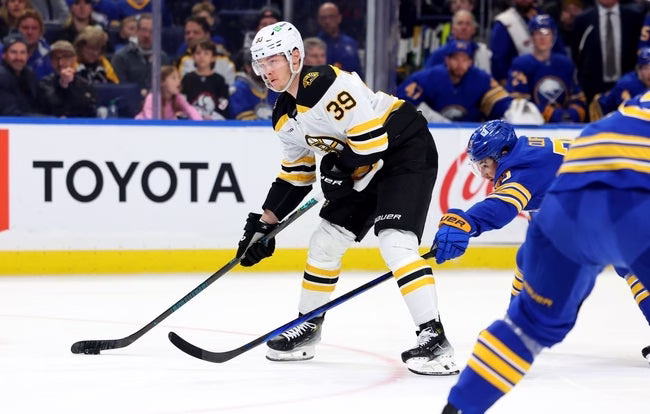 Clothing, Glove, Helmet