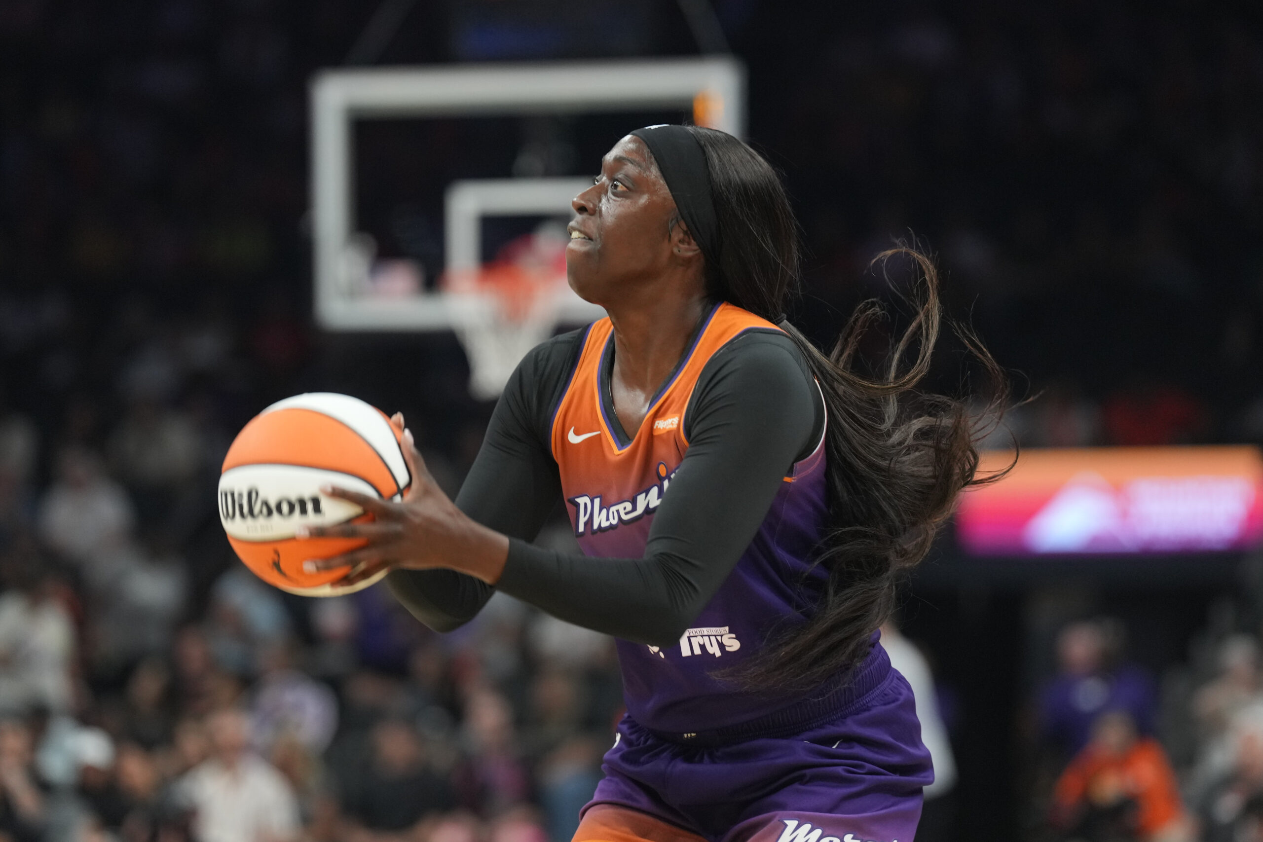 Jun 27, 2025; Phoenix, Arizona, USA; Phoenix Mercury guard Kahleah Copper (2) shoots against the New York Liberty during the first half at Footprint Center. Mandatory Credit: Joe Camporeale-Imagn Images