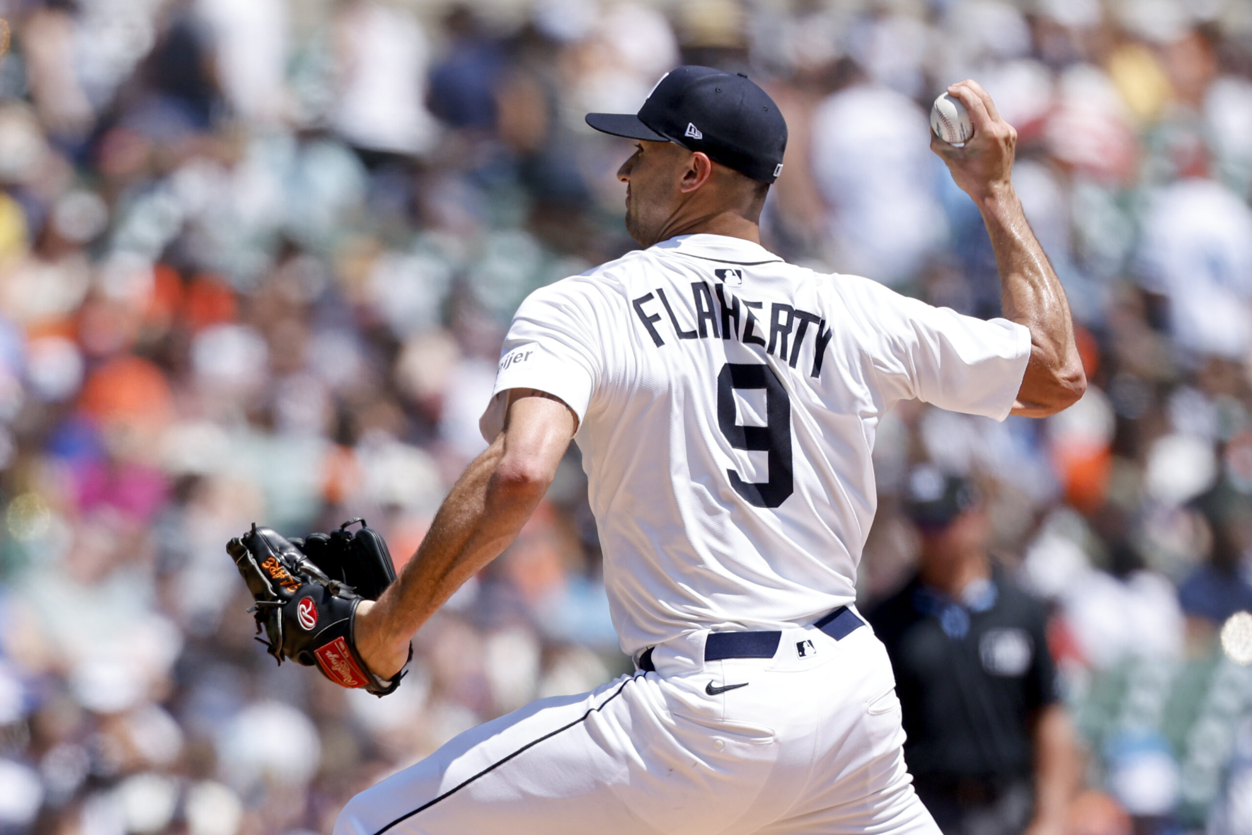 Jul 27, 2025; Detroit, Michigan, USA;  Detroit Tigers pitcher Jack Flaherty (9) pitches in the second inning against the Toronto Blue Jays at Comerica Park. Mandatory Credit: Rick Osentoski-Imagn Images