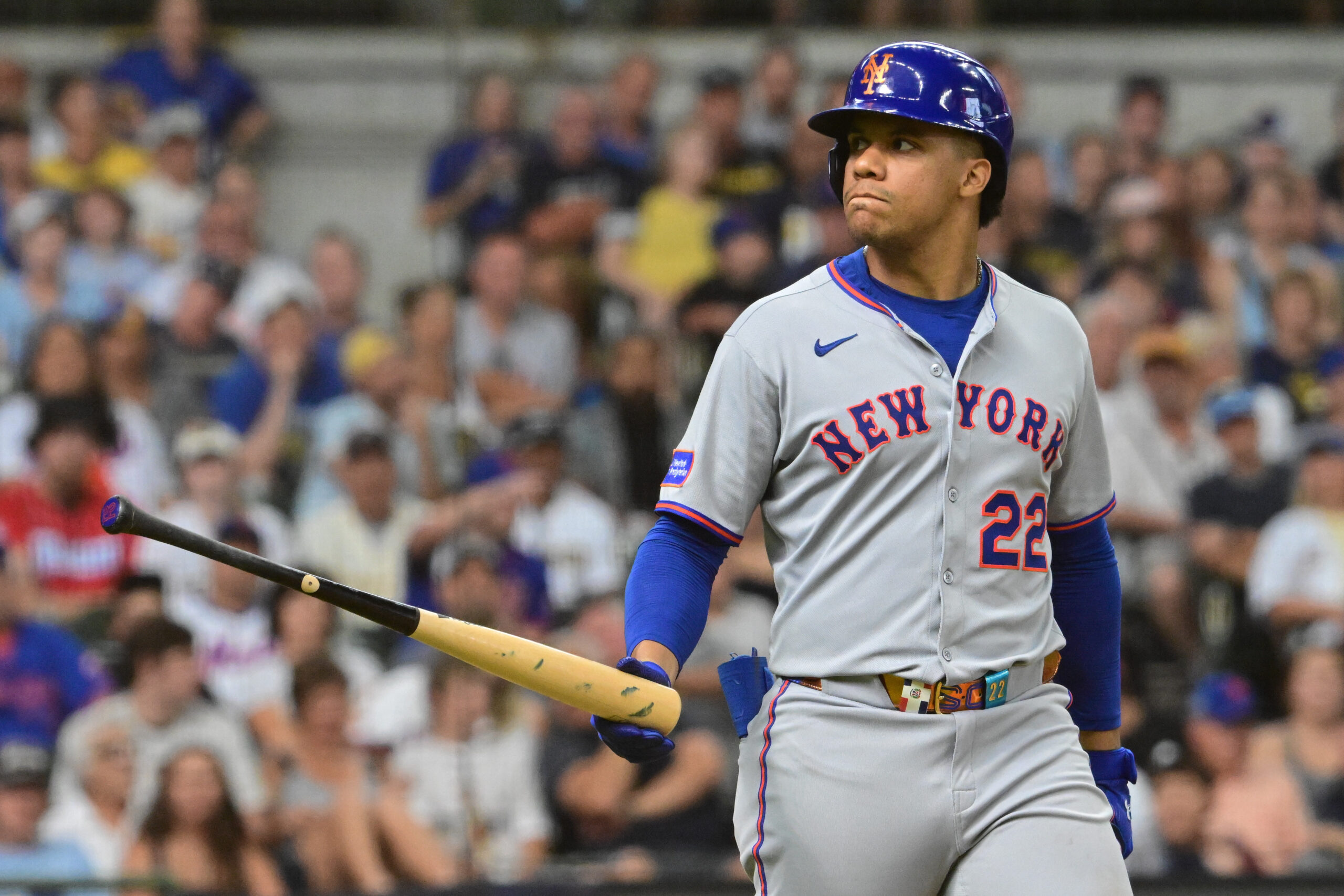 Aug 10, 2025; Milwaukee, Wisconsin, USA; New York Mets right fielder Juan Soto (22) draws a walk in the ninth inning against the Milwaukee Brewers at American Family Field. Mandatory Credit: Benny Sieu-Imagn Images