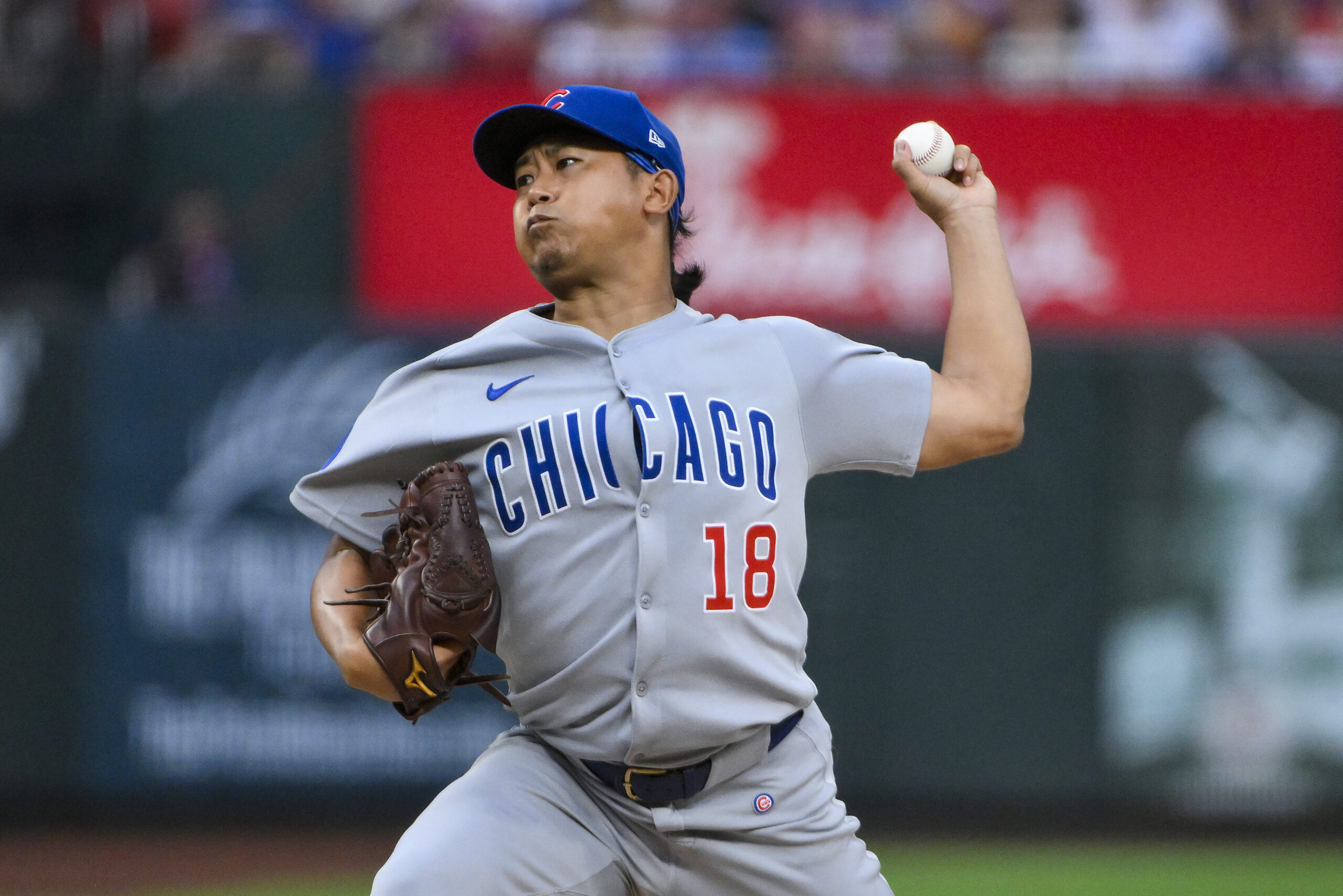 Aug 10, 2025; St. Louis, Missouri, USA;  Chicago Cubs starting pitcher Shota Imanaga (18) pitches against the St. Louis Cardinals during the first inning at Busch Stadium. Mandatory Credit: Jeff Curry-Imagn Images
