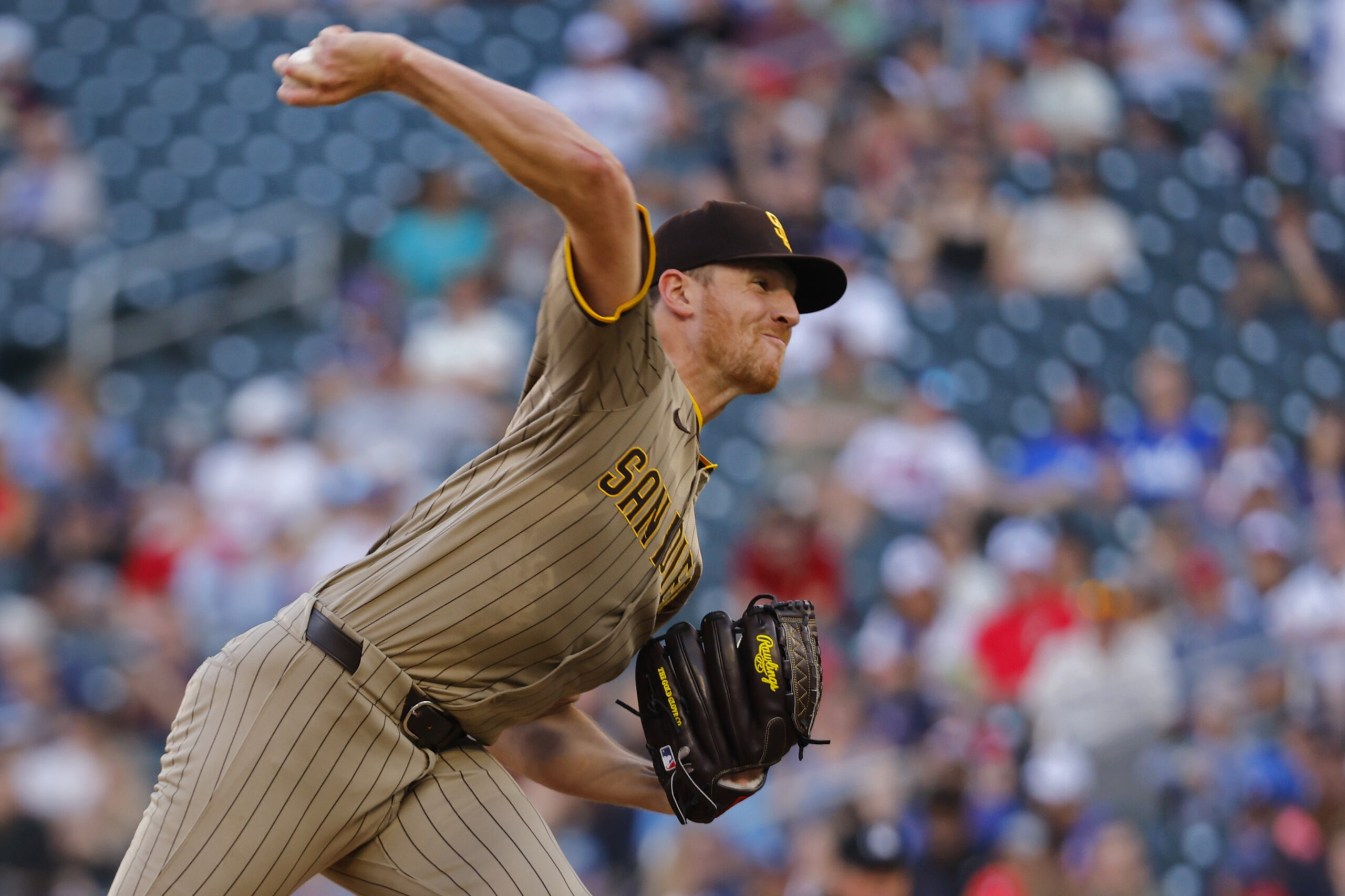 Aug 30, 2025; Minneapolis, Minnesota, USA; San Diego Padres starting pitcher Nick Pivetta (27) throws to the Minnesota Twins in the second inning at Target Field. Mandatory Credit: Bruce Kluckhohn-Imagn Images