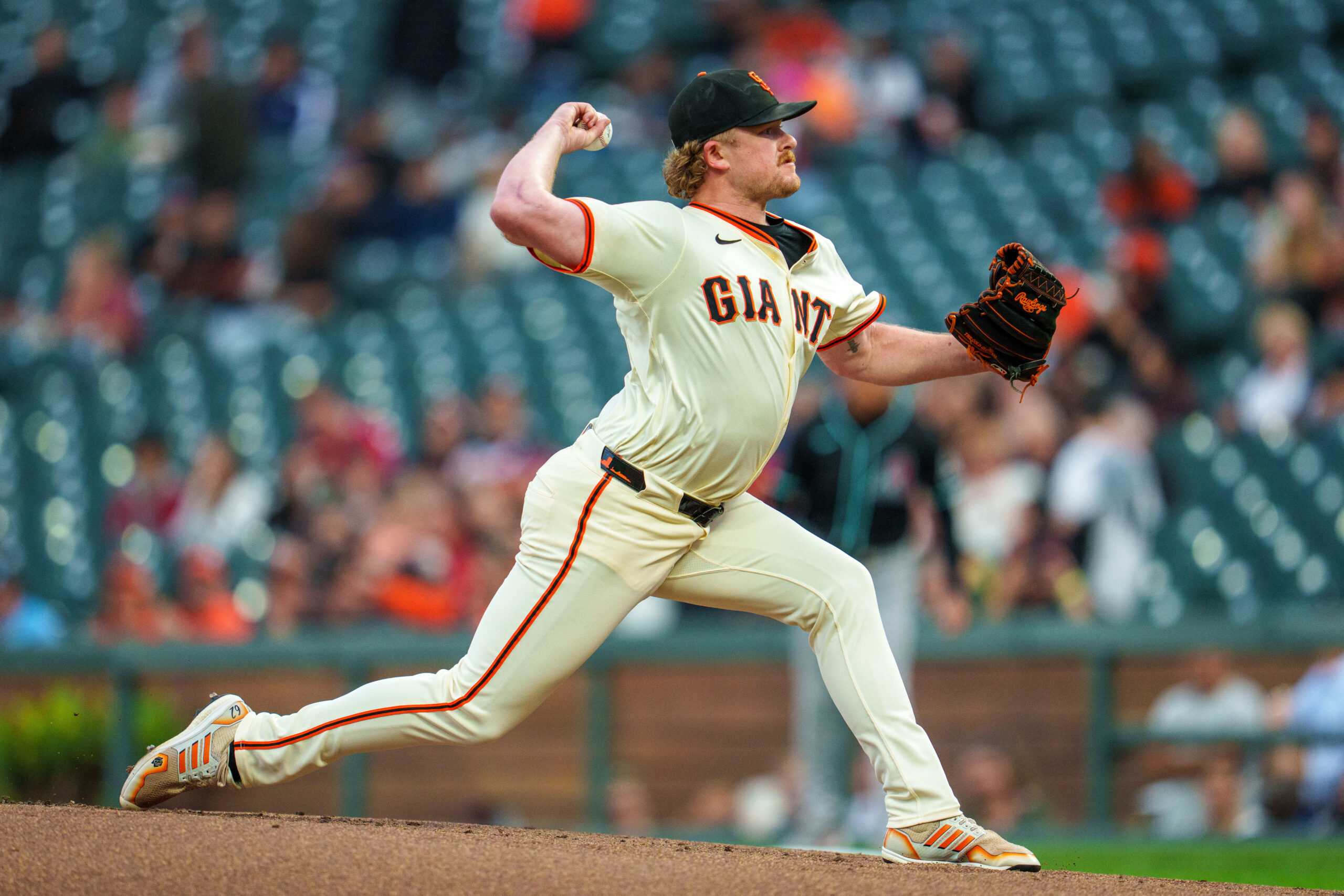 Sep 8, 2025; San Francisco, California, USA; San Francisco Giants starting pitcher Logan Webb (62) delivers a pitch against the Arizona Diamondbacks during the first inning at Oracle Park. Mandatory Credit: Neville E. Guard-Imagn Images