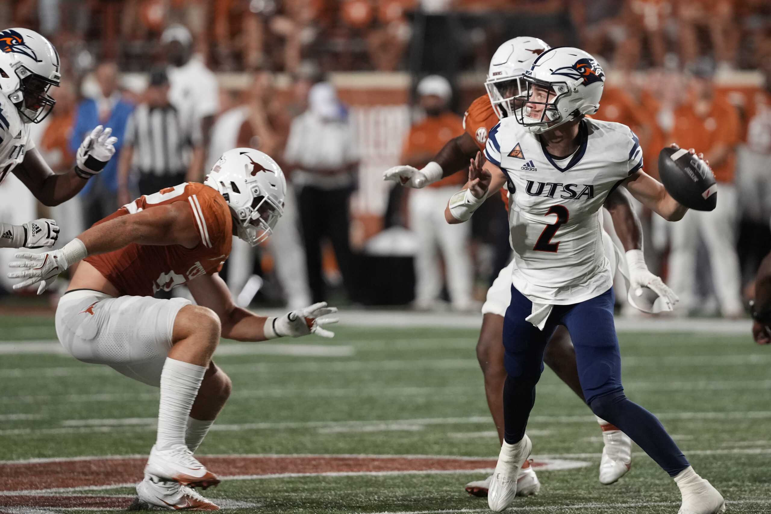 Sep 14, 2024; Austin, Texas, USA; Texas-San Antonio quarterback Owen McCown (2) passes the ball during the second half against the Texas Longhorns Roadrunners at Darrell K Royal-Texas Memorial Stadium. Mandatory Credit: Scott Wachter-Imagn Images