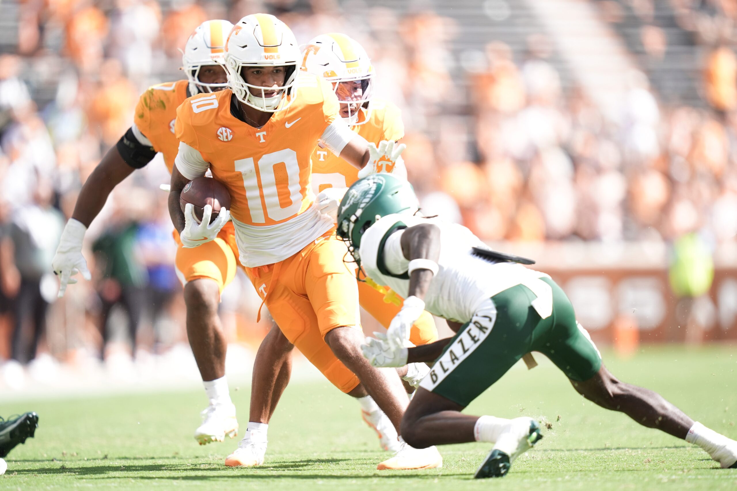 Tennessee defensive back Kaleb Beasley (10) runs the ball on a turnover during a college football game between Tennessee and UAB at Neyland Stadium in Knoxville, Tenn., on Sept. 20, 2025. Tennessee defeated UAB.