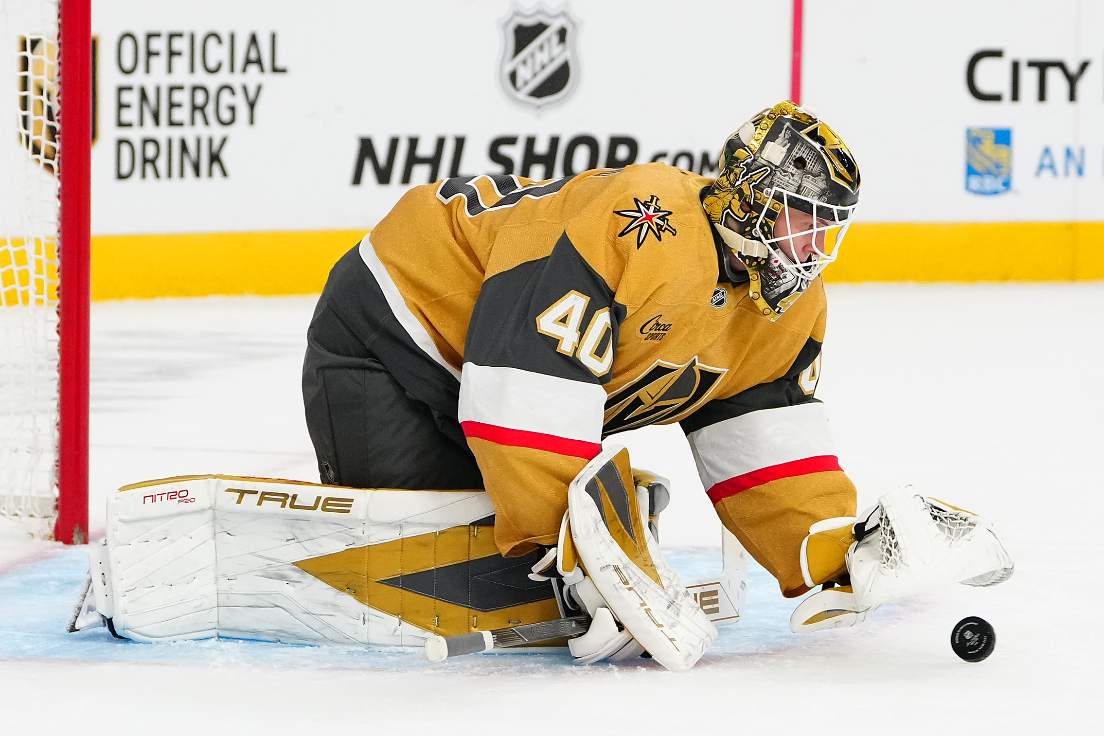 Nov 4, 2025; Las Vegas, Nevada, USA; Vegas Golden Knights goaltender Akira Schmid (40) makes a save against the Detroit Red Wings during the first period at T-Mobile Arena. Mandatory Credit: Stephen R. Sylvanie-Imagn Images